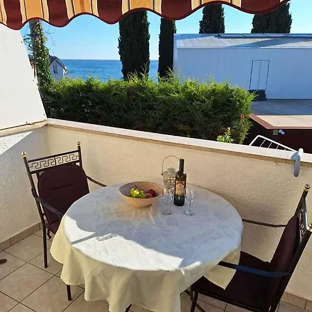 In - Istrien 51168 Apartment *